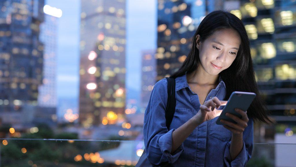 Huawei разработала новую оболочку EMUI 11 и замену Андроид — операционка от китайцев будет самой быстрой