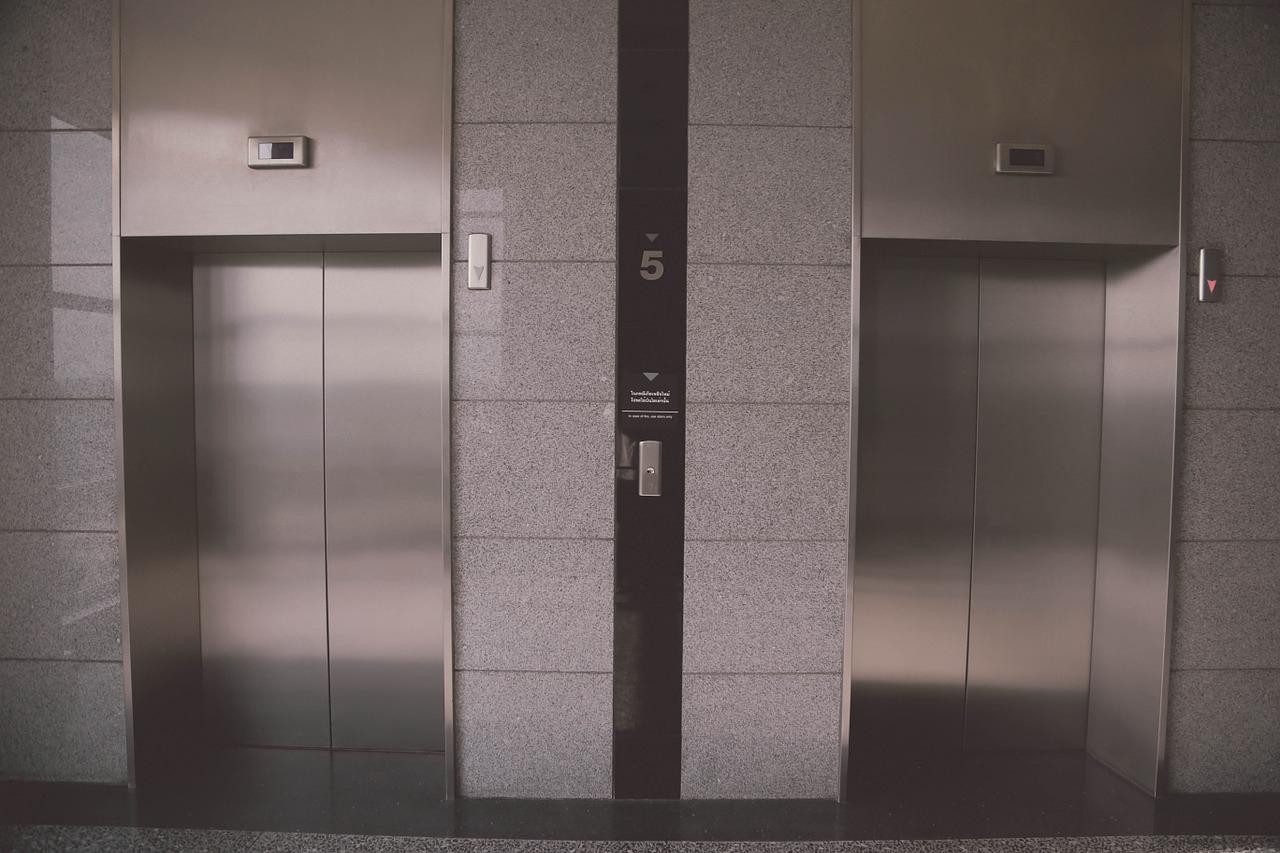 Секретные функций лифта, о которых никто не знает, но они очень полезны