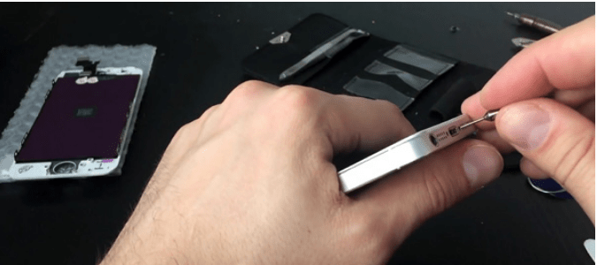 Как снять сенсор и как самому поменять разбитый экран смартфона?