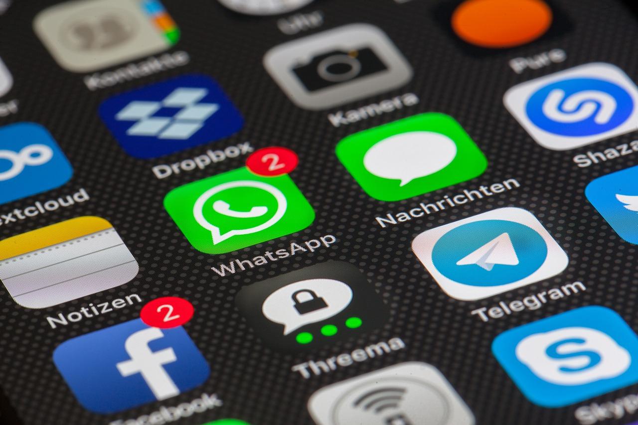 На WhatsApp приходит сообщение-вирус, которое полностью убивает мессенджер