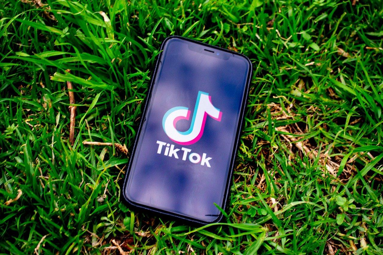 TikTok безжалостно собирает данные наших детей и взрослых — что знает о нас соцсеть и куда это всё утекает